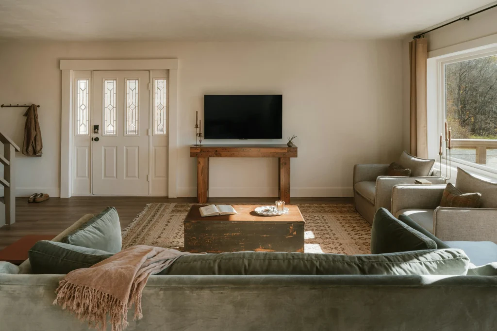 entryway console table decor